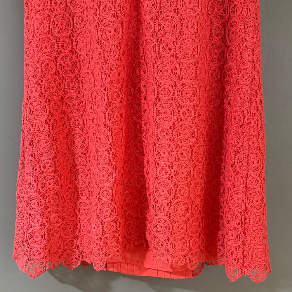 Vince Camuto Coral Lace Pleated Shift Dress Elegant Sleeveless Summer - Picture 9 of 9